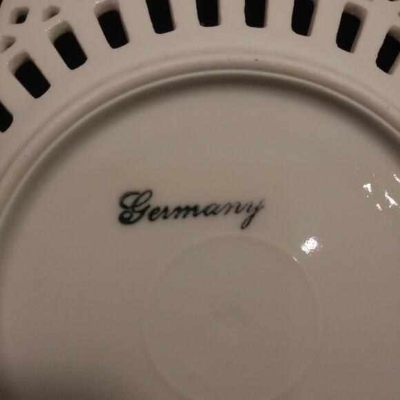 10 Pc Antique 1910 German Lattice Edged Porcelain Bread/Tea Plates - Picture 8 of 16